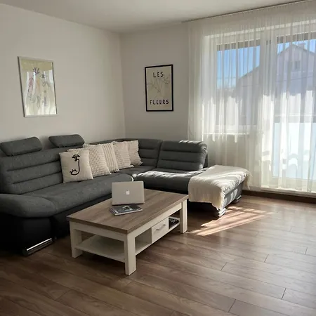 Apartment Sunny